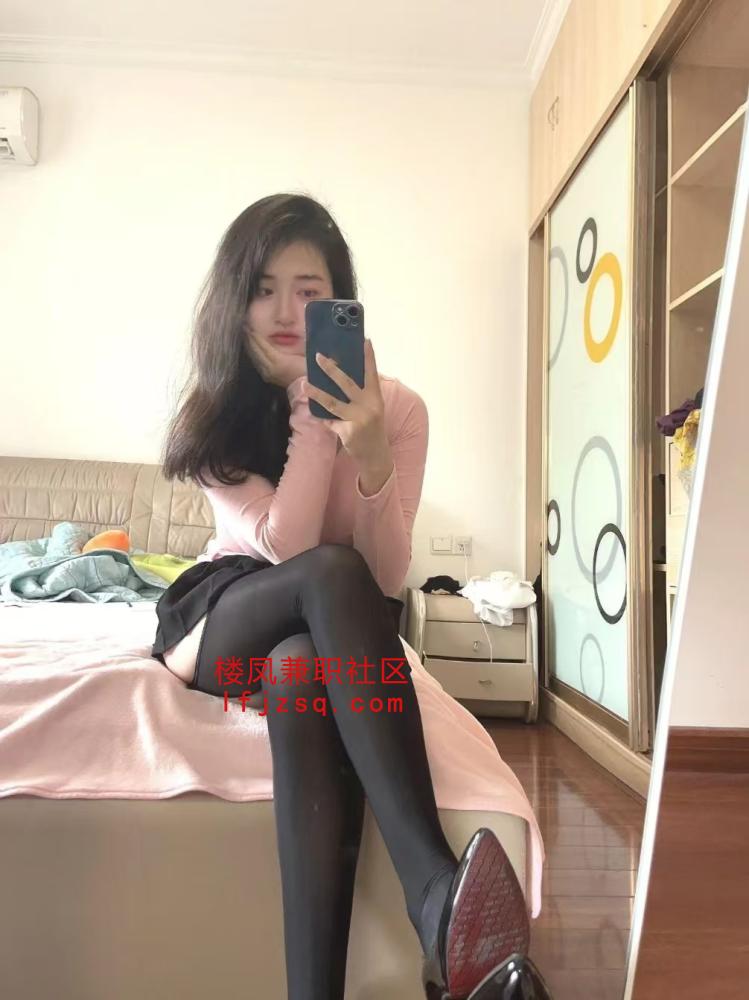 二十出头的嫩货