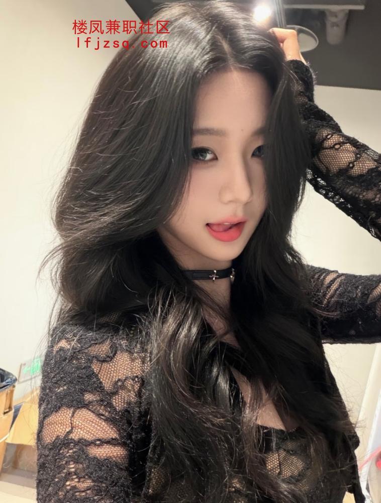 00后文静小女孩敏感水多，性感女神化身，上粉下嫩 逼紧