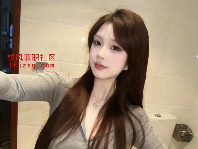 身材真好紧致苗条应该没少锻炼 穿很性感的衣服迎接我 吹功一流 下面条件不错 紧