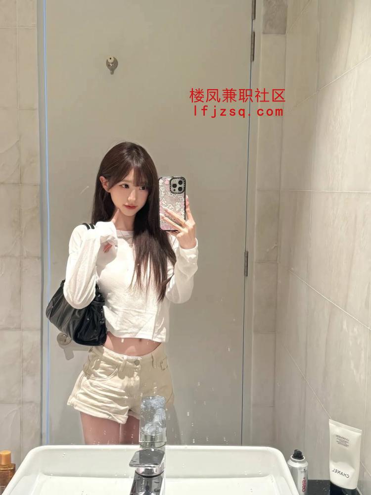益阳少女粉嫩性感诱惑口活流