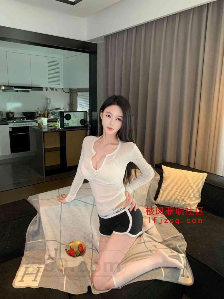 甜妹 角色扮演届的神 身材一级棒