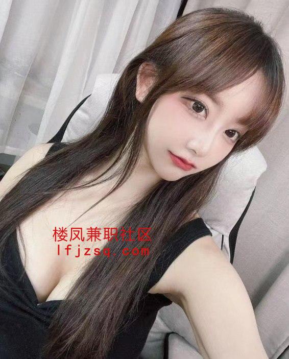 兼职丰满身材小穴紧易敏感型