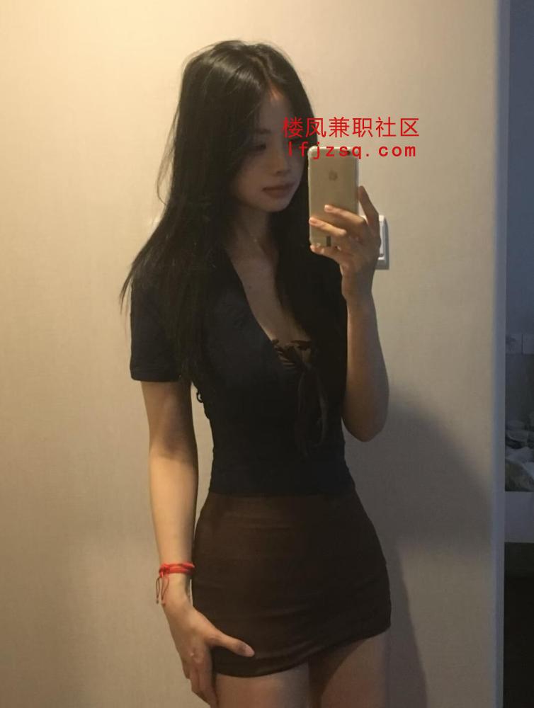 南山三点粉肤白丰满小妖精
