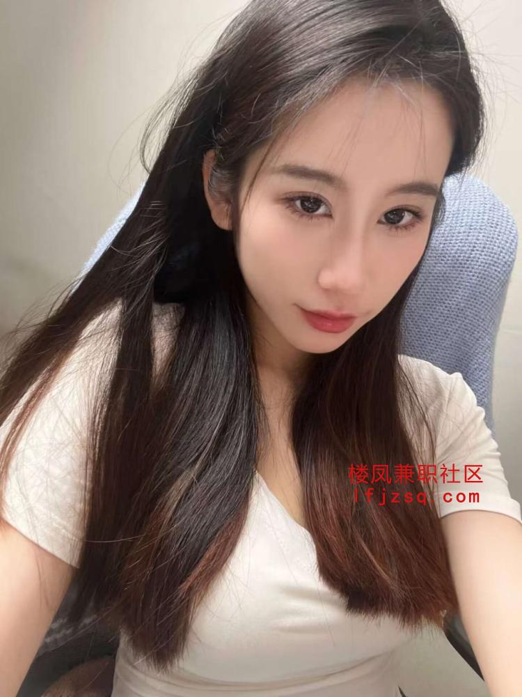 阜阳丰臀肉感大咪咪鲍鱼粉嫩小姐姐服务非常棒
