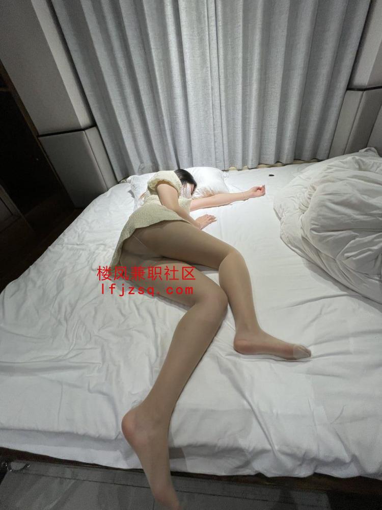 西安肤白滑嫩D奶嫩妹〈提供私人公寓〉