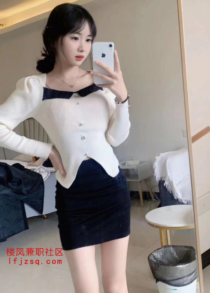 大白美腿嫩鲍丝袜美女