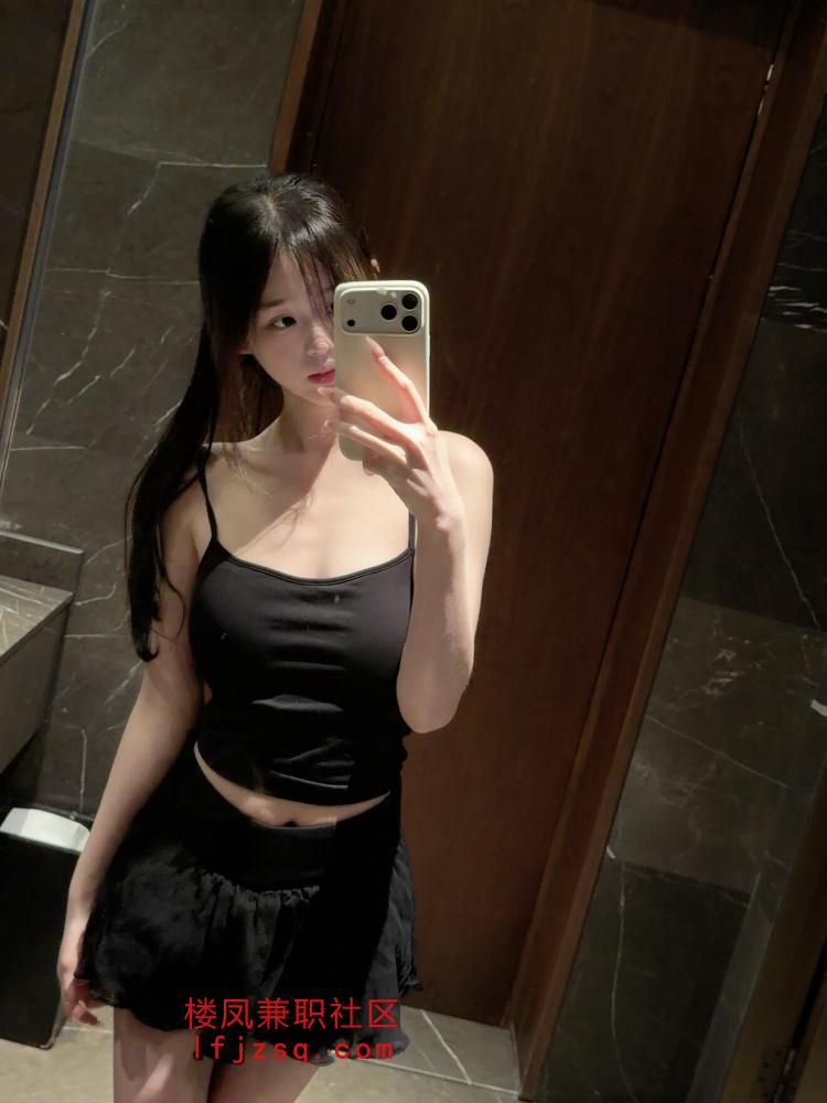 常熟姐姐刚出道水嫩水嫩的腰细包子弹性足屁股翘翘很哇塞！