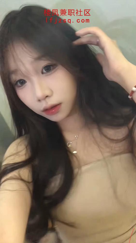 超温柔07小妹会各种姿势鲍鱼超粉汁也多