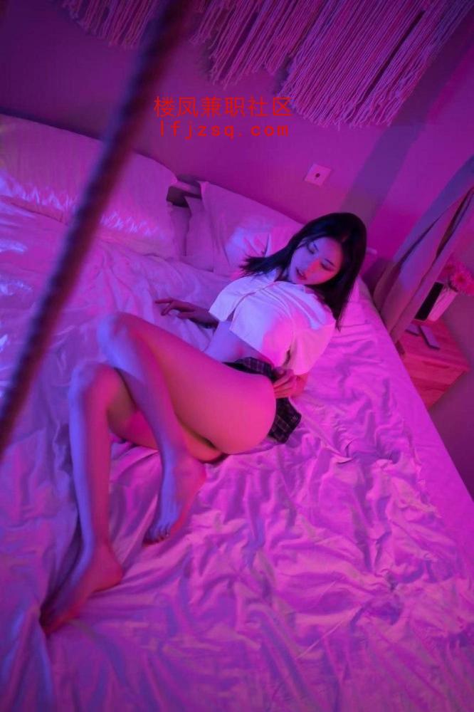白月光大长腿气质纯欲小姐姐