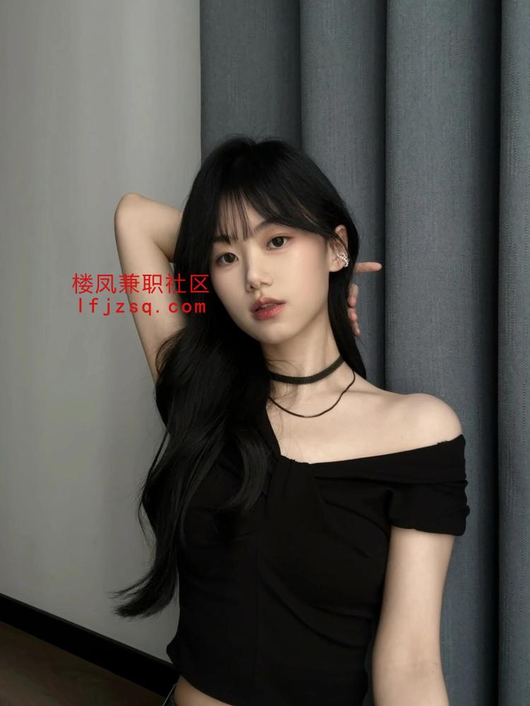 嫩妹小逼穴很紧全程娇嗔不停