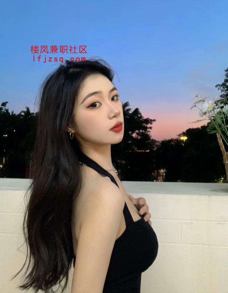 粉鲍小穴紧致水多反差婊被爆操