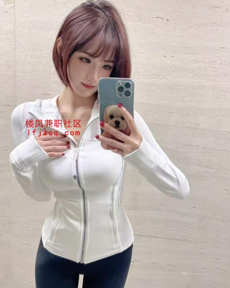 爱健身瑜伽的大学生身材前凸后翘又会夹吸高潮太爽了