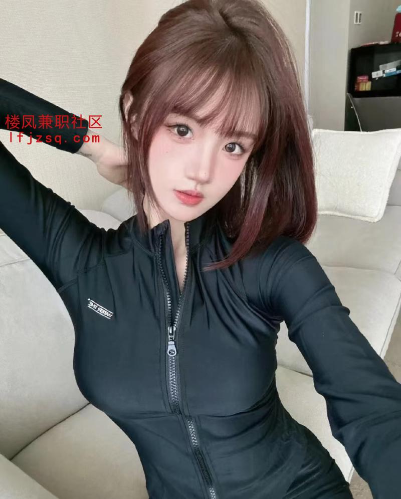 爱健身瑜伽的大学生身材前凸后翘又会夹吸高潮太爽了