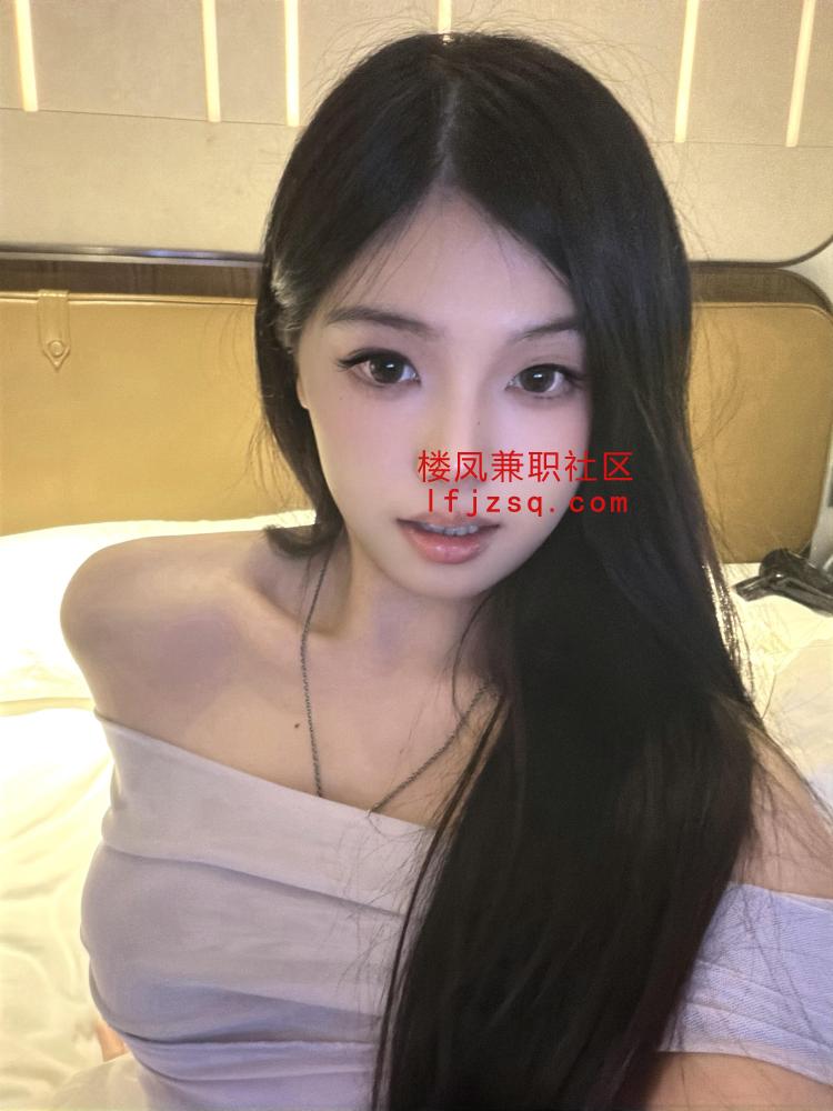 可外出的骚妹妹如狼似虎，尤如榨汁机