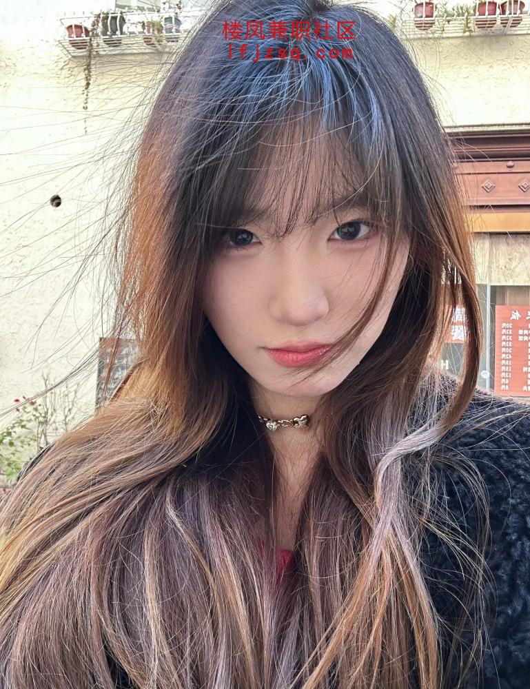 南京肌肤雪白气质女友