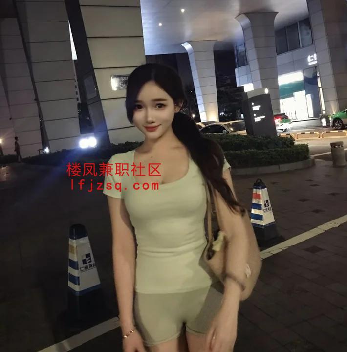 胸大粉嫩极品紧致鲍鱼多汁妹妹
