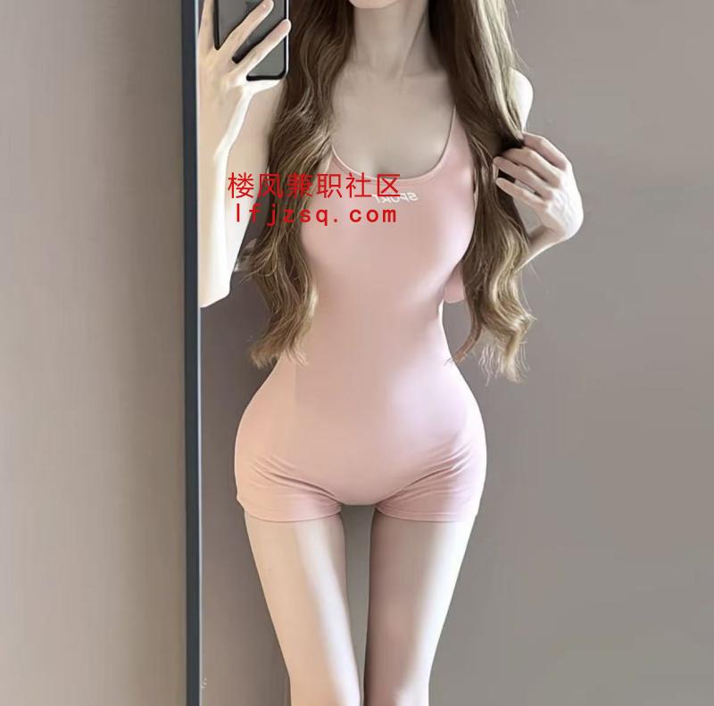 身材真好紧致苗条应该没少锻炼 穿很性感的衣服迎接我 吹功一流 下面条件不错 紧