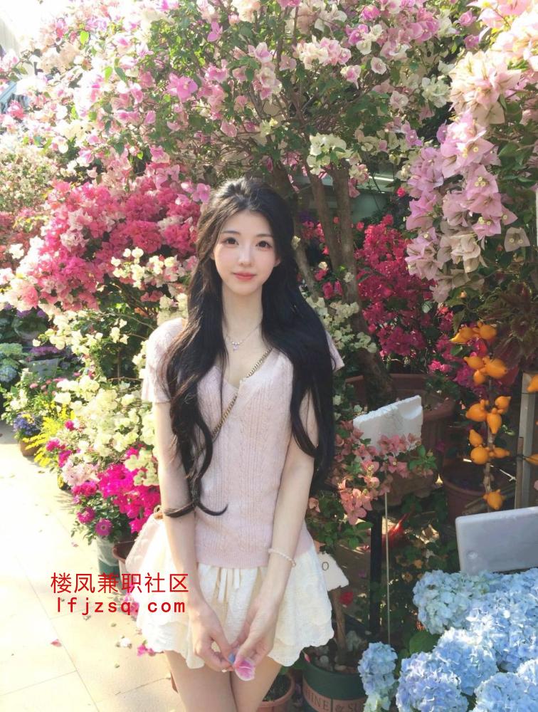 常州市【同城精选】极品刚下海假期兼职00后学生妹可无套内射有公寓可外出（有体检报告）