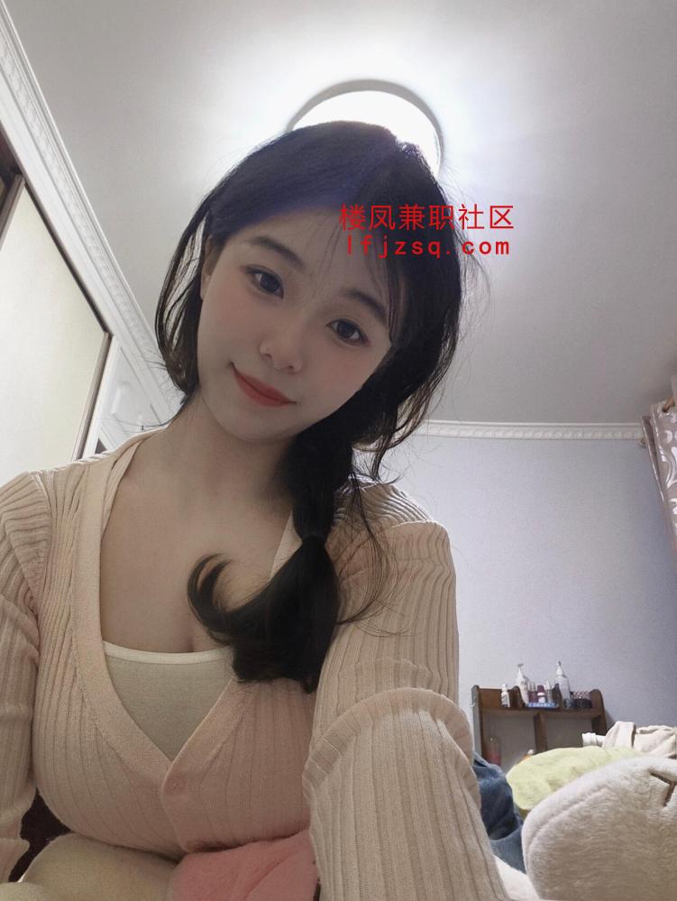 极品粉嫩小穴需要大吊来伺候