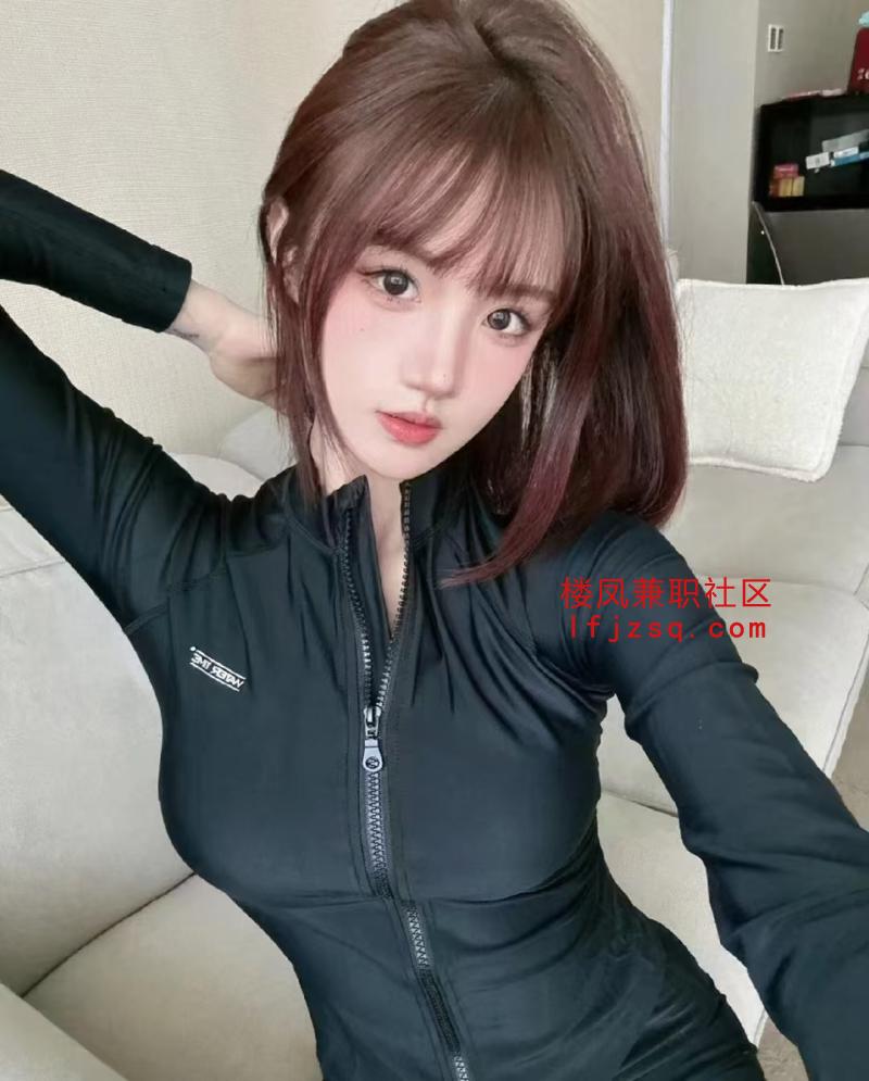 健身教练介绍的爱健身的大学生身材颜值太完美了