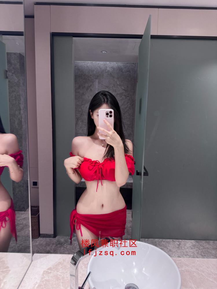 自营苗条粉嫩鲍鱼紧致感超强嫩妹(可外出不提前收费)