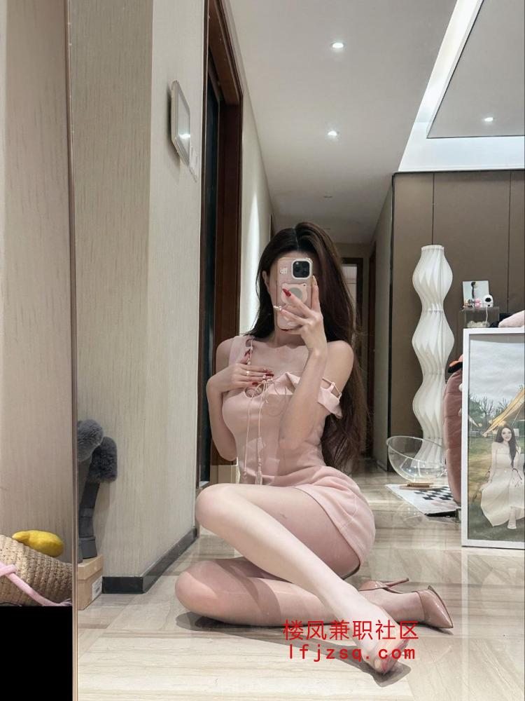 成都蜜桃细腰颜值00后（可上门）