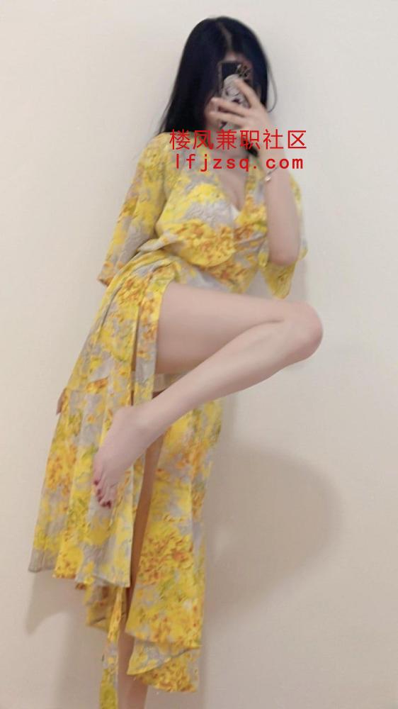 南宁分享嫩模身材的极品尤物大奶翘臀妹妹