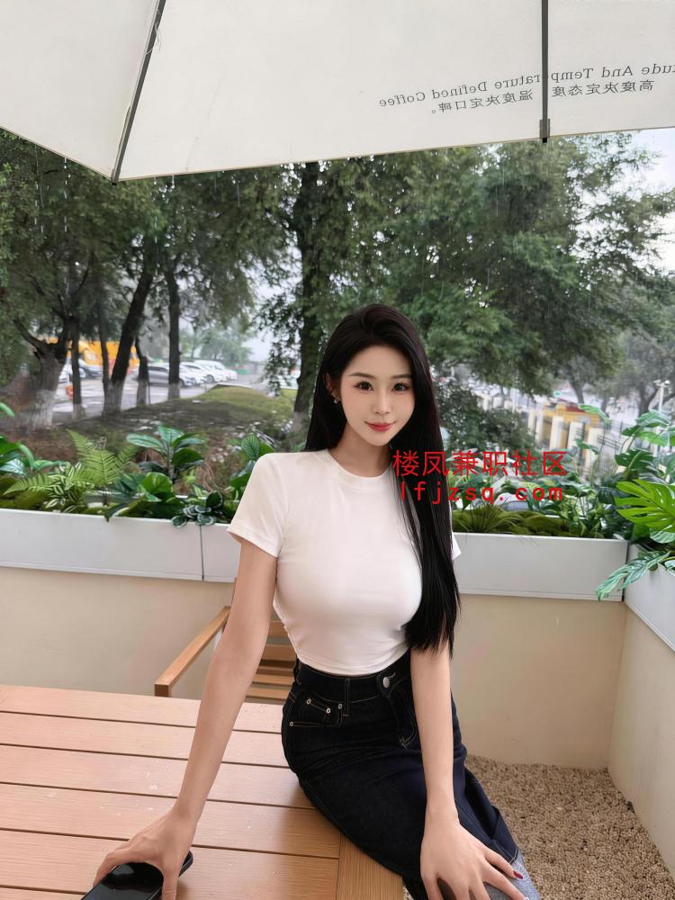 贴心服务颜值长腿老师