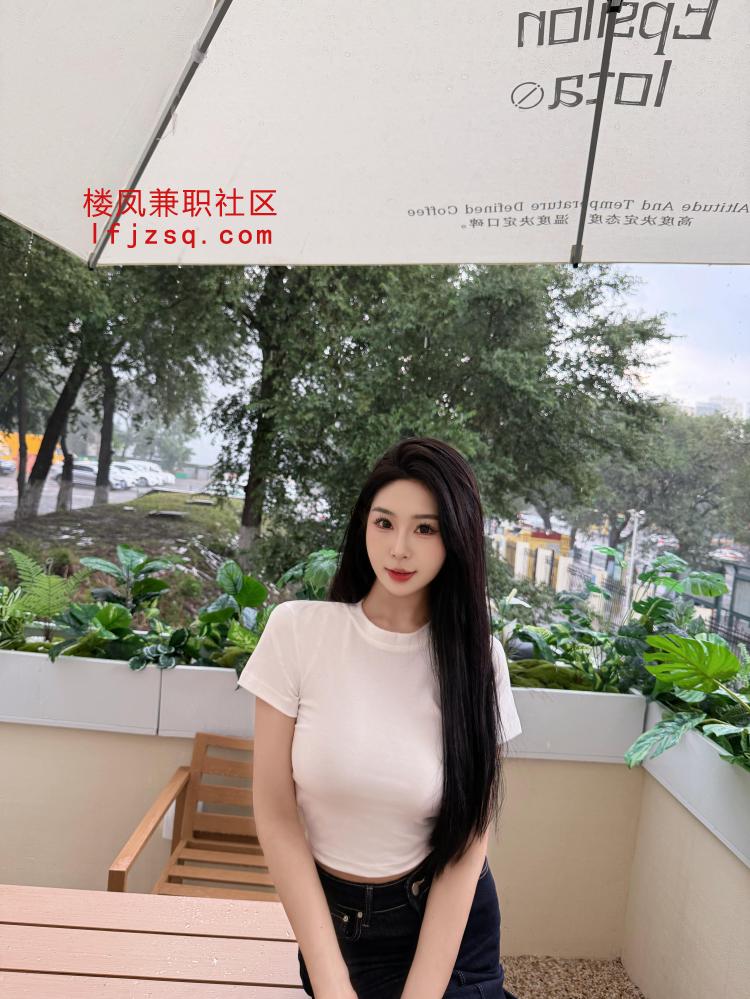 贴心服务颜值长腿老师