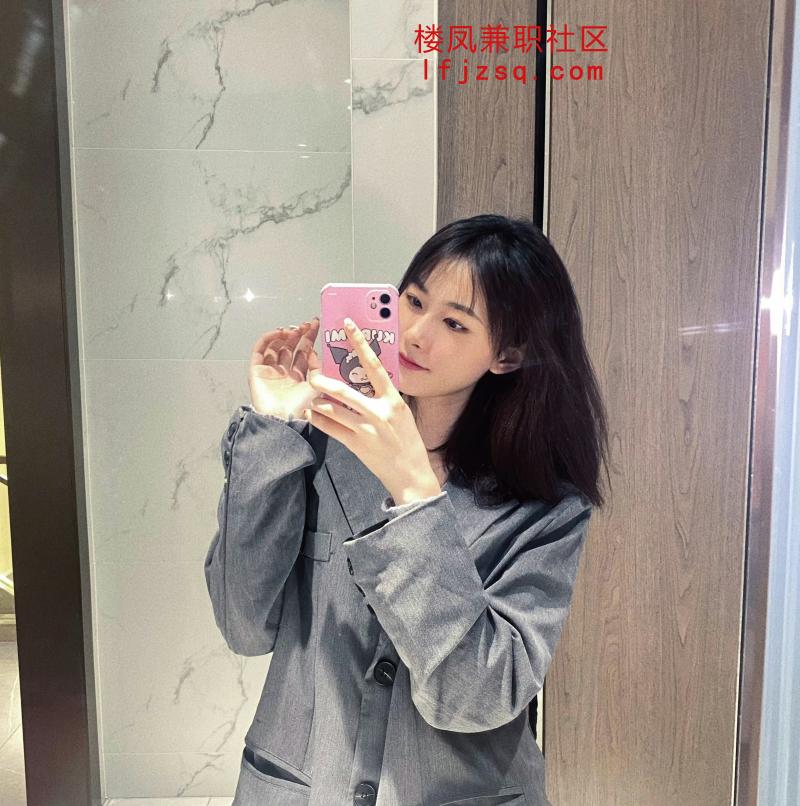 沈阳极品美女粉嫩长腿