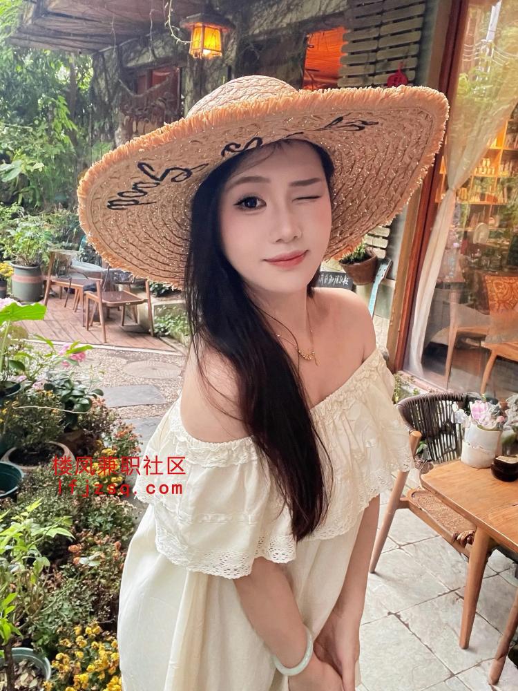 高颜值大胸长腿御姐
