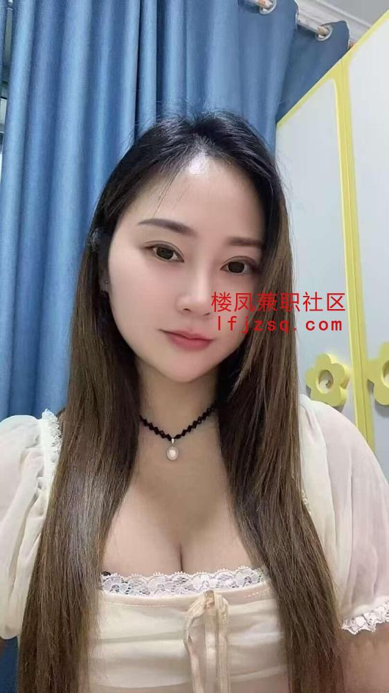 常州反差嫩妹D奶嫩鲍鱼逼
