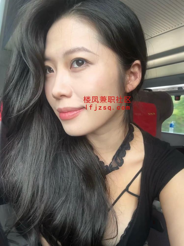 娇嫩小穴湿润水多服务超级棒