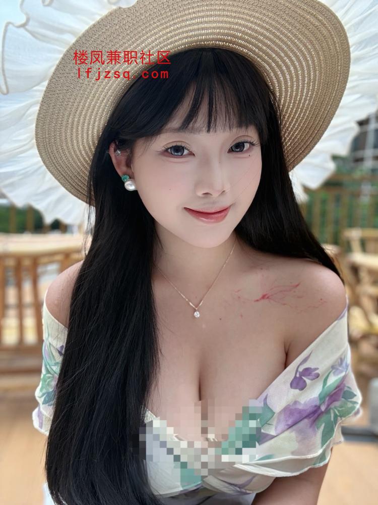 邯郸妹子蜜桃臀梨子肥臀