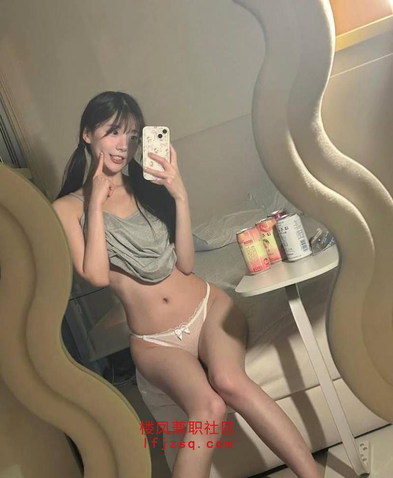 济南高颜值大长腿气质御姐短期兼职人妻好好玩 主要奶水一捏就爆