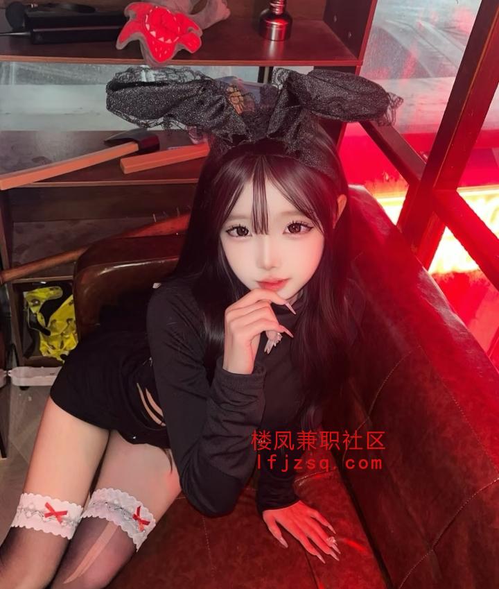 长腿尤物放荡不羁配合各种姿势