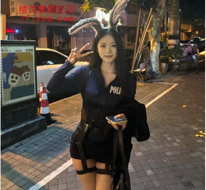 红色情趣诱惑 小妹自带公寓 小女孩真实一条龙服务
