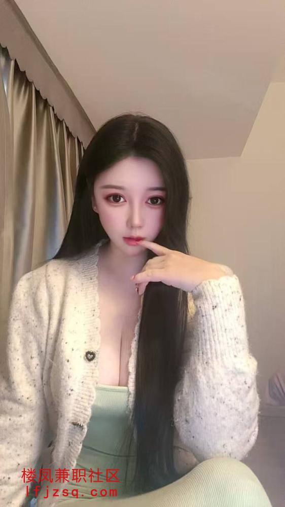 极品大奶骚妹玉体性瘾美乳三点粉嫩