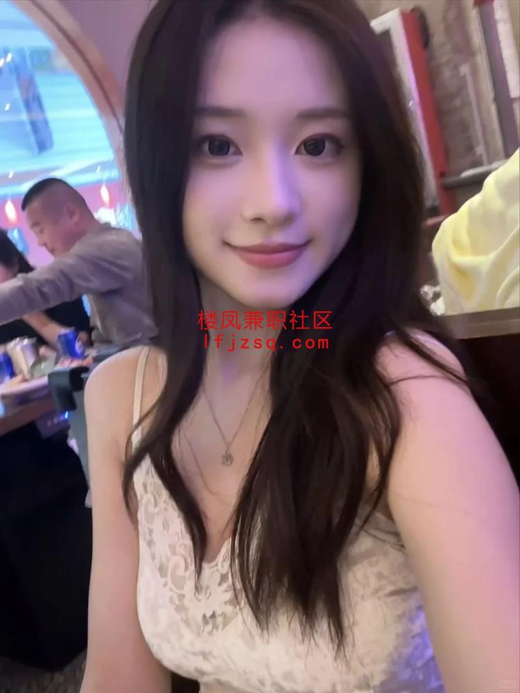 零零后刚下海的小嫩妹