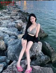 威海大战蜜汁小魔女骚得很