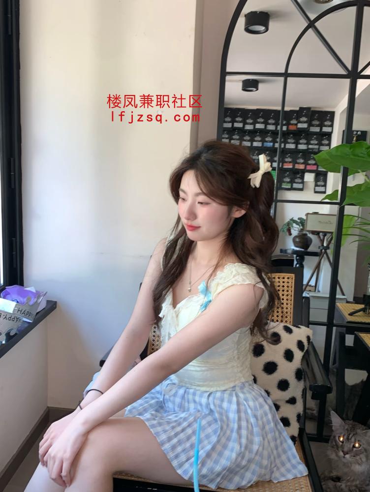 嫩货肥美小蝴蝶很诱人