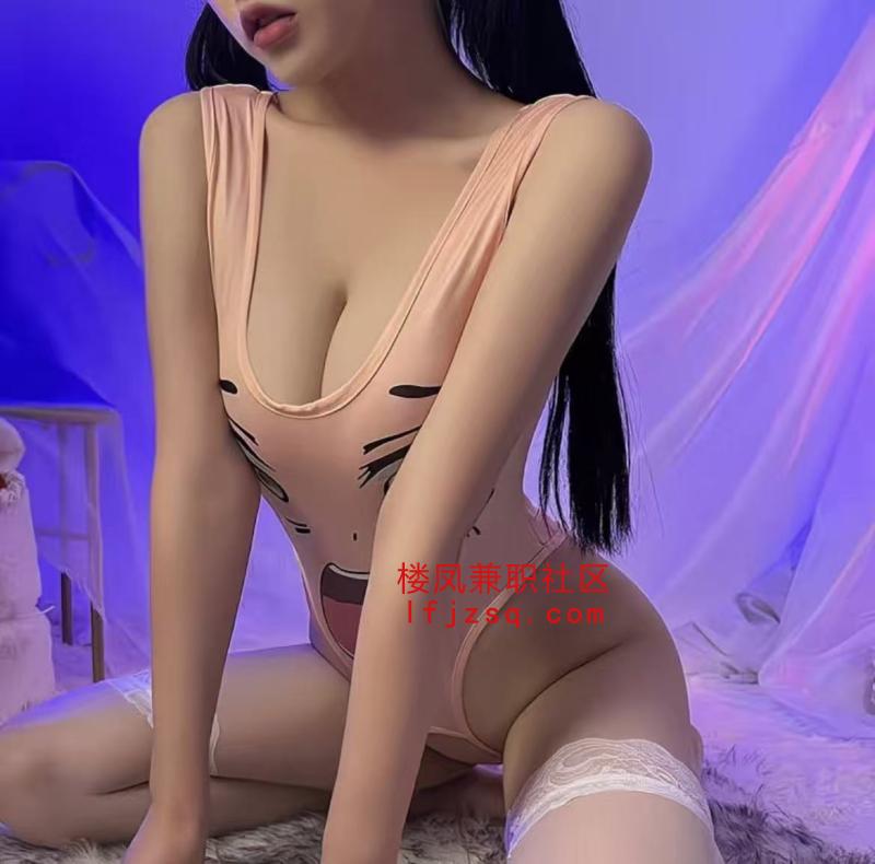 00后文静小女孩敏感水多，性感女神化身，上粉下嫩 逼紧