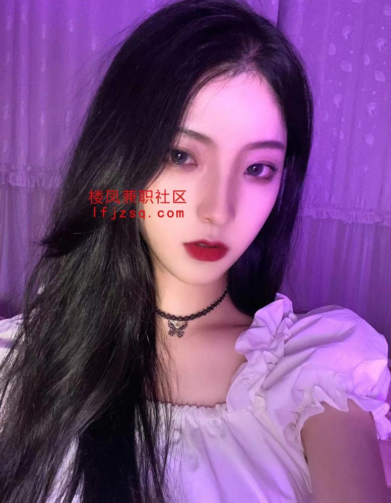 成都热情辣妹美腿玉足