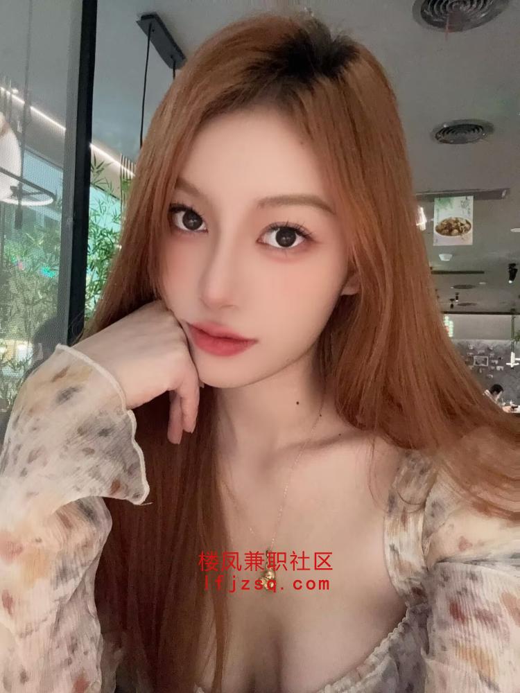 极品兼职妹性感水多粉嫩