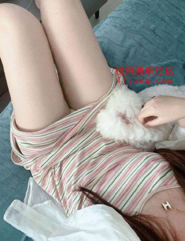 赣州极品大奶小骚妹 玉体性瘾美乳三点粉嫩（可无套 可吞精）