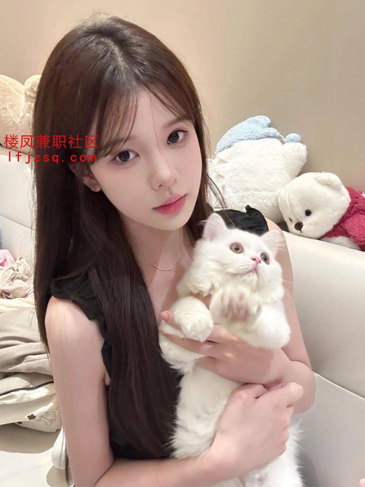 无锡骚货美女陪你鸳鸯浴一起洗澡