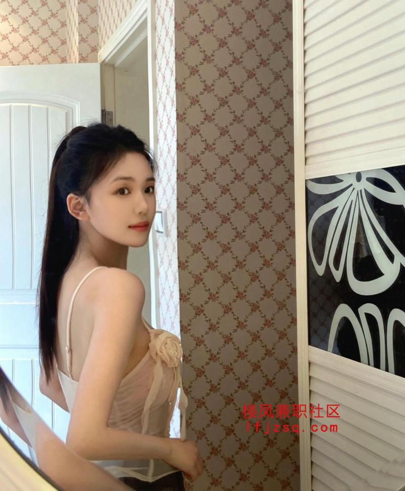 甜美纯欲00后学生萝莉刚下海太紧太敏感了