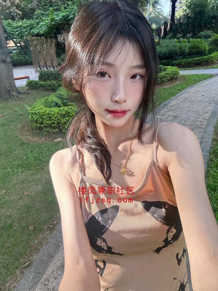 广州性感翘臀敏感水多小姐姐
