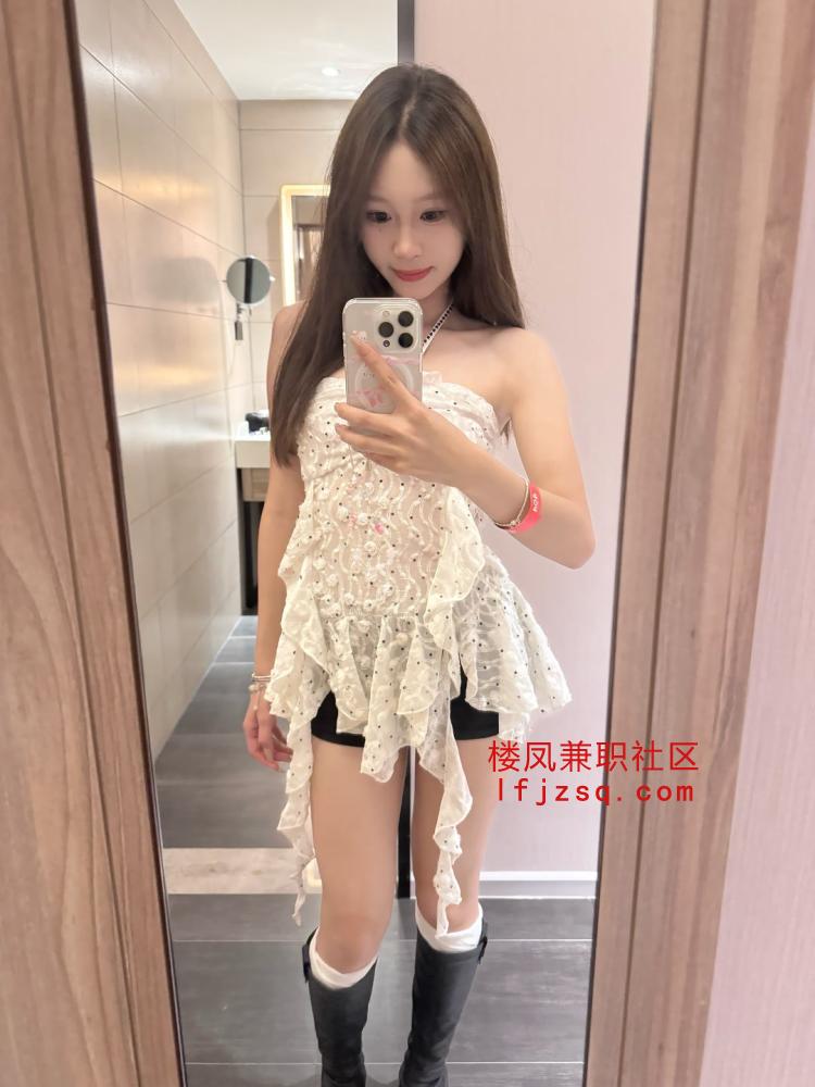 深圳温柔性感白嫩靓丽小妹妹