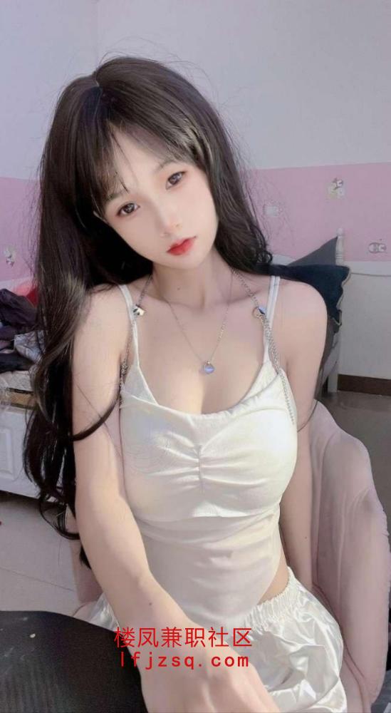 大胸邻家妹妹刚破处特别紧特别粉嫩很会夹吸